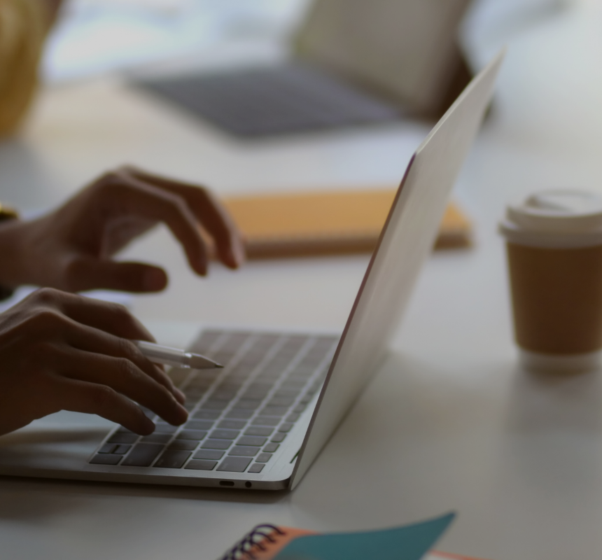 コンタクトのイメージ